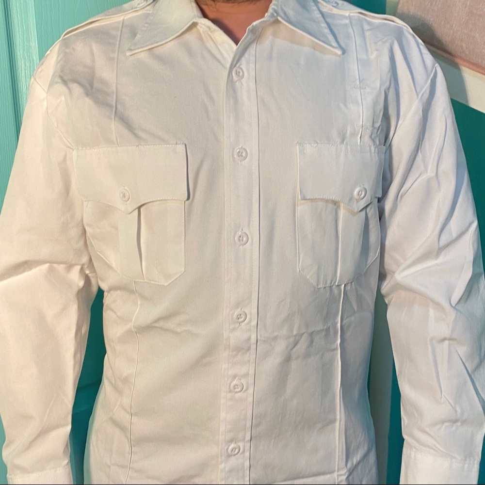 White uniform shirt for NYPD or military